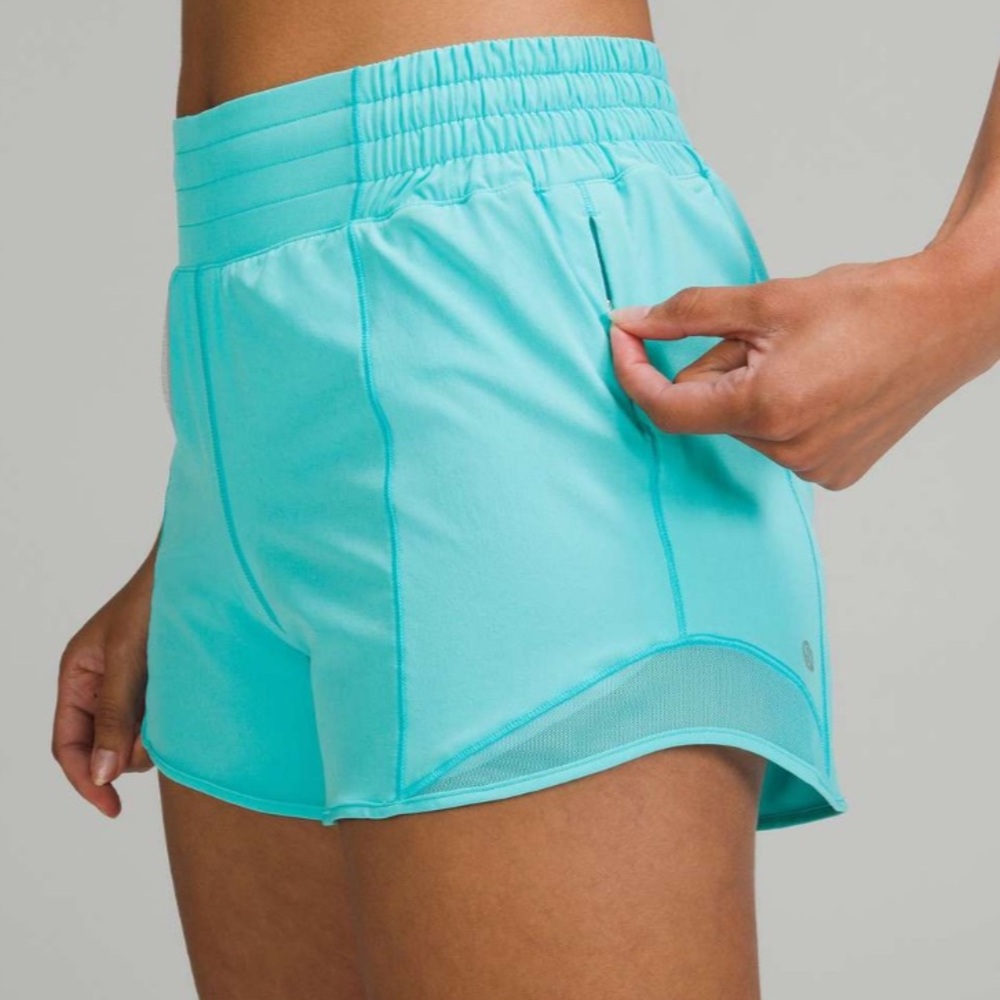 Lululemon Hotty Hot High-Rise Lined Short 4"